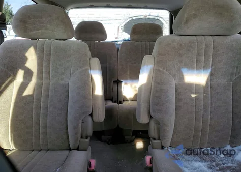 2002 Toyota Sienna Le z USA, uszkodzony, nr VIN 4T3ZF13C32U429892